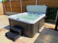 Гидромассажный СПА бассейн Jacuzzi J-225 213x193x87 см